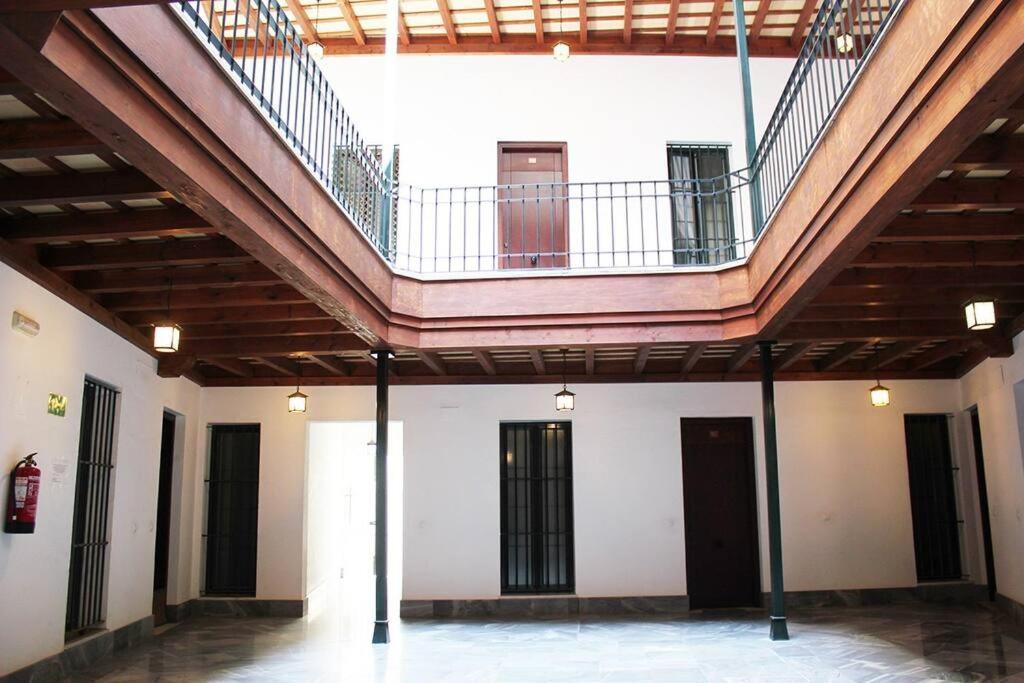 Fancy Apartment In A Historic House, Chiclana City Center By C. Dreams شيكلانا دي لا فرونتيرا المظهر الخارجي الصورة