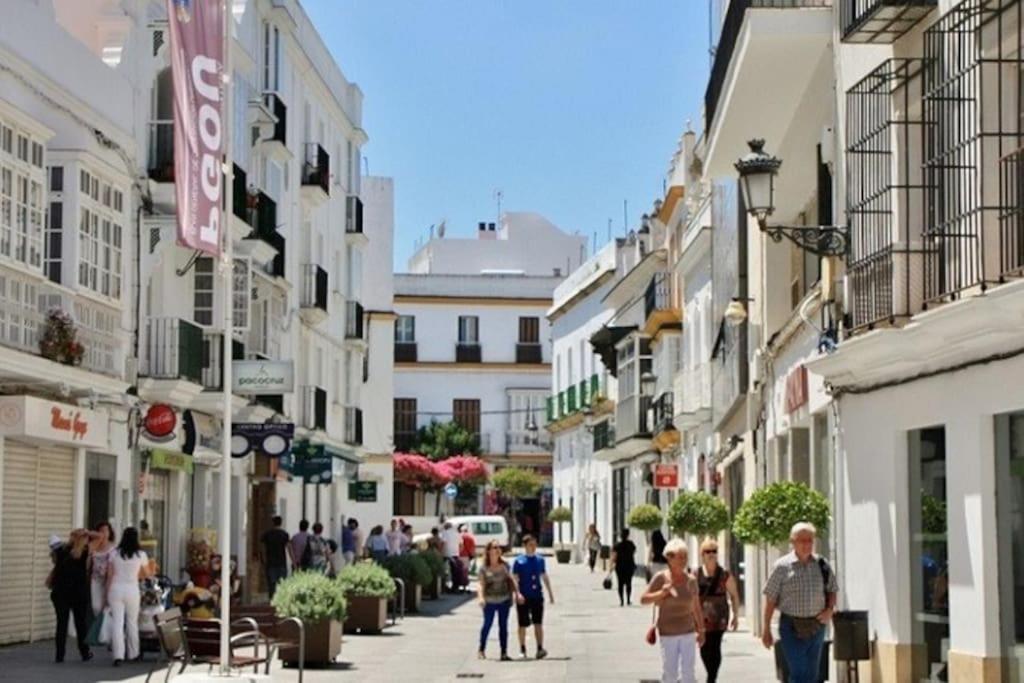 Fancy Apartment In A Historic House, Chiclana City Center By C. Dreams شيكلانا دي لا فرونتيرا المظهر الخارجي الصورة